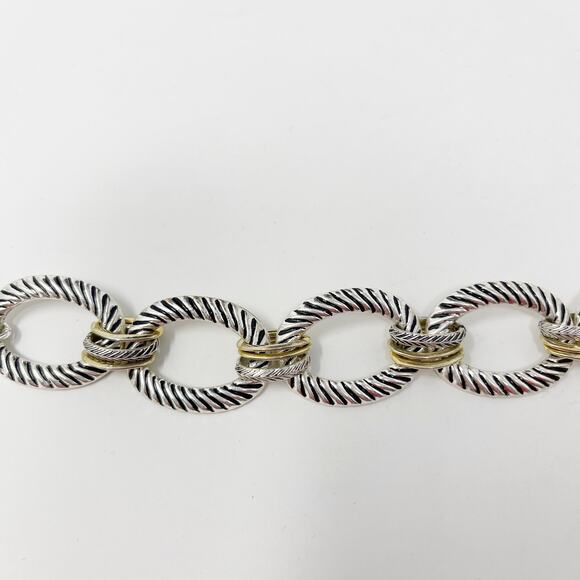 Boutique Silver Tone Wrapped Toggle Bracelet Gold Tone Accents Chainlink Fashion - Picture 3 of 12